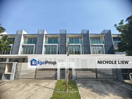 (GOOD CONDITION) 3 STOREY @ BANGI AVENUE, Selangor, Kajang