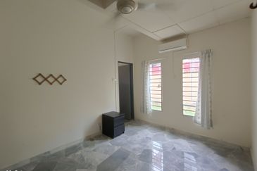 Taman Tasik Semenyih (Lake Residence)