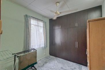 Taman Tasik Semenyih (Lake Residence)