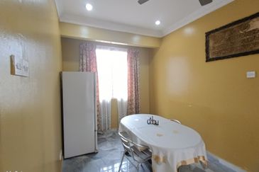 Taman Tasik Semenyih (Lake Residence)