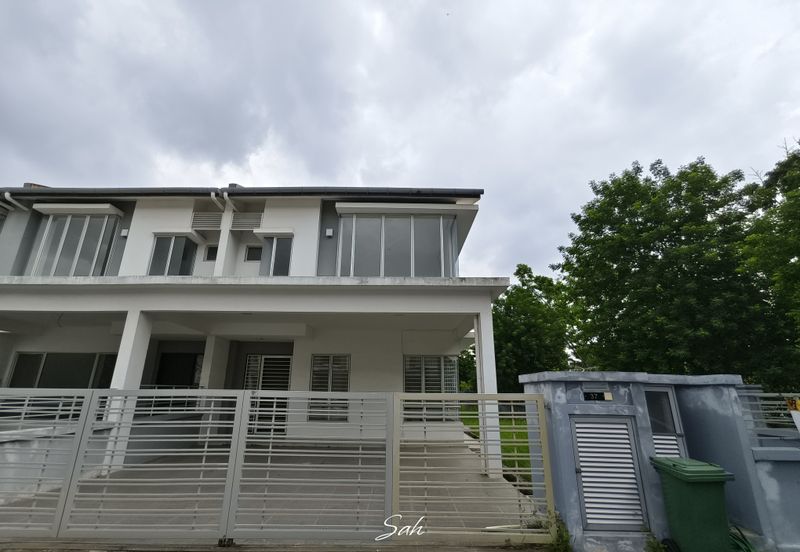 Fairfield Residences, Tropicana Heights