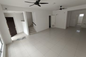 Parkfield Residences, Tropicana Heights