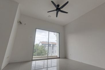 Parkfield Residences, Tropicana Heights