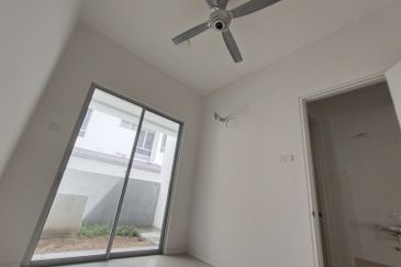 Parkfield Residences, Tropicana Heights