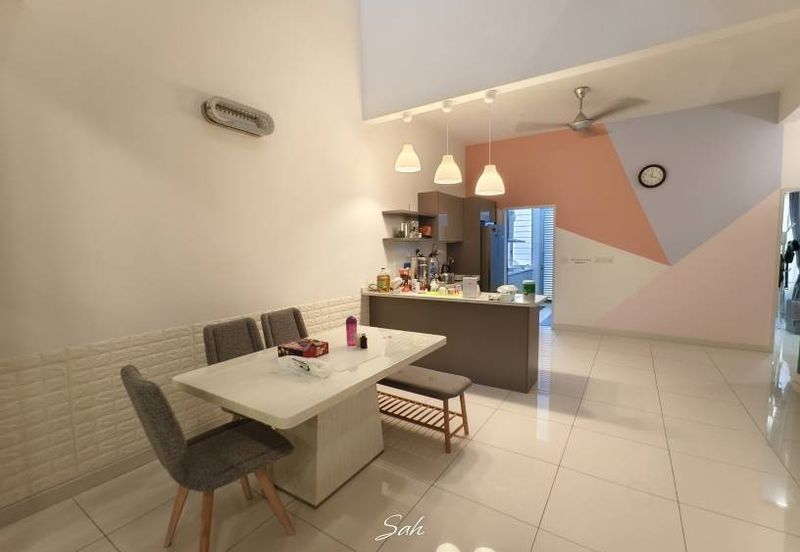 Parkfield Residences, Tropicana Heights