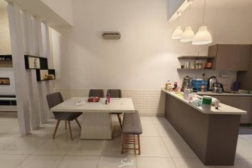 Parkfield Residences, Tropicana Heights