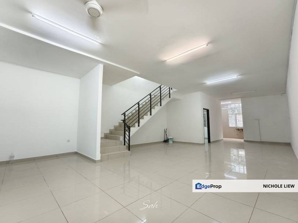 (FULL LOAN + GOOD CONDITION) 2 STOREY @ BANGI AVENUE, Selangor, Bangi