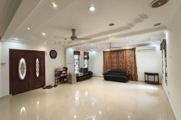 Bandar Tun Hussein Onn