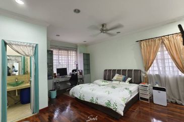 Bandar Tun Hussein Onn