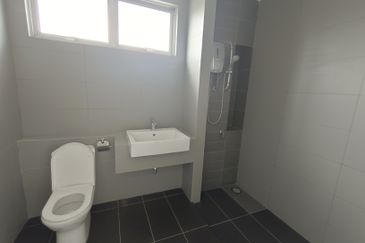 Lakefield Residences, Tropicana Heights