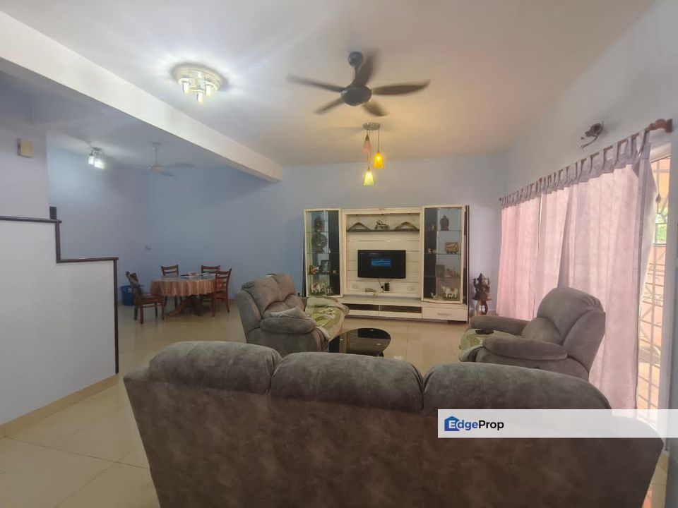 (RENOVATED) 2.5 STOREY SUPERLINK @ DAMAI RESIDENCE, Selangor, Kajang