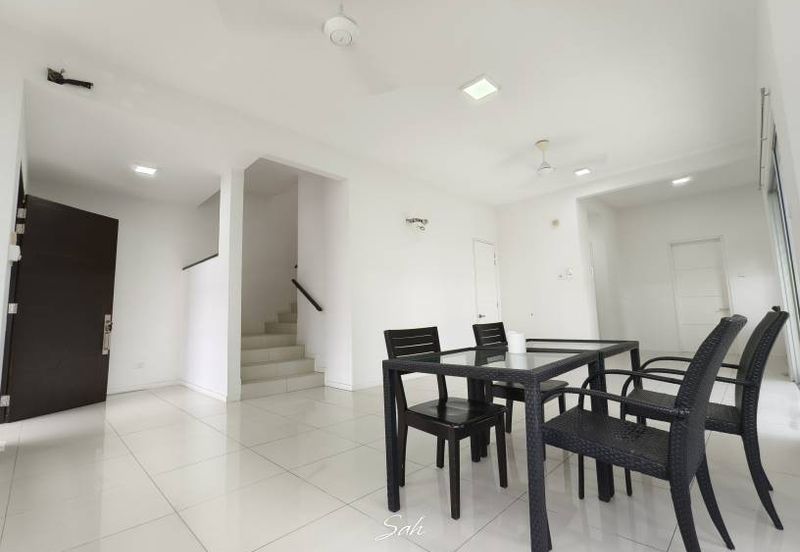 Fairfield Residences, Tropicana Heights