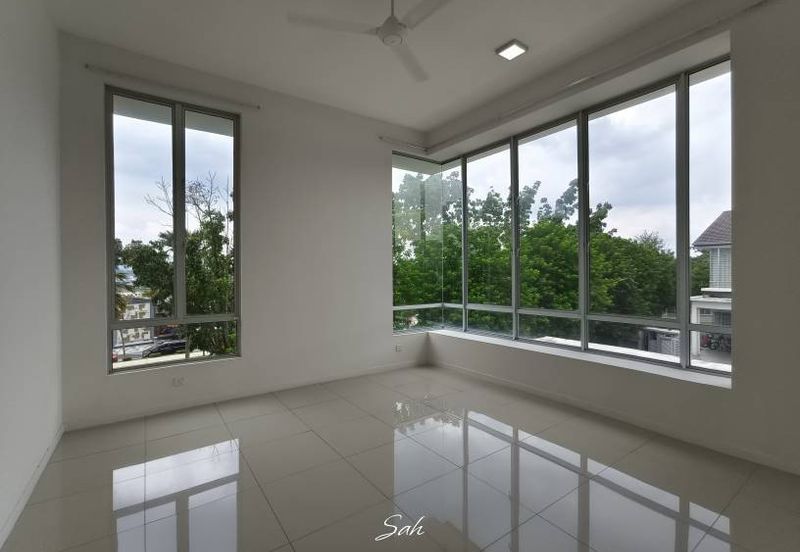 Fairfield Residences, Tropicana Heights