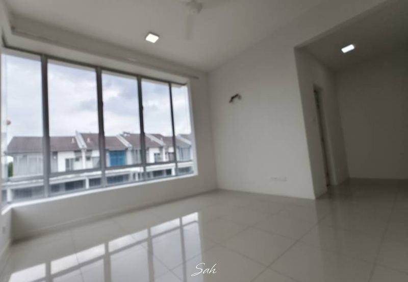 Fairfield Residences, Tropicana Heights