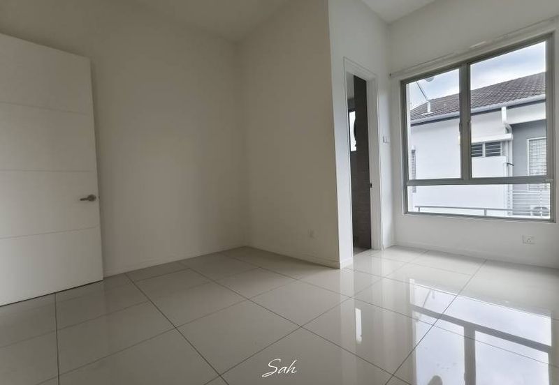 Fairfield Residences, Tropicana Heights