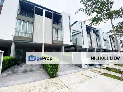 (CHEAPEST RENOVATED) LUXURY TOWN VILLA @ RIDGEFIELD RESIDENCES, Selangor, Kajang