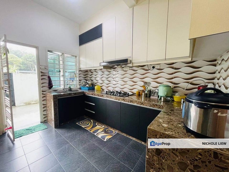 (20x75 RENOVATED) 2 STOREY @ TAMAN MUTIARA RINCHING, Selangor, Semenyih
