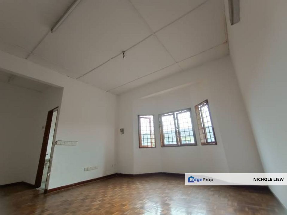 (FULL LOAN + UP & DOWN FULLY EXTENDED) 2 STOREY @ TAMAN KAJANG MEWAH, Selangor, Kajang