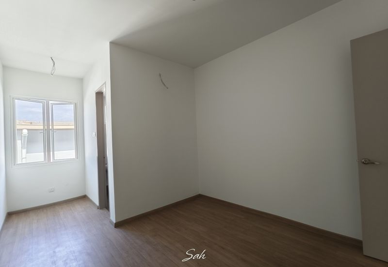 Semanja Park Terraces