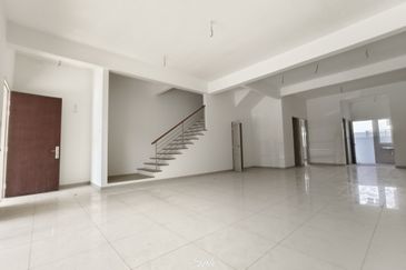 Semanja Park Terraces