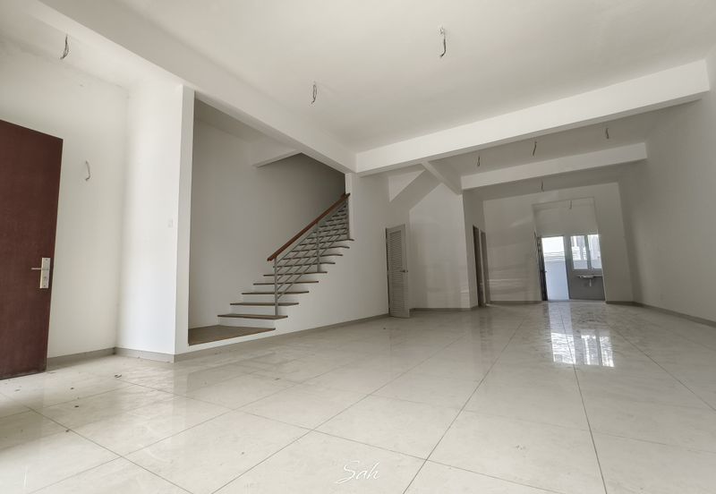 Semanja Park Terraces