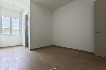 Semanja Park Terraces