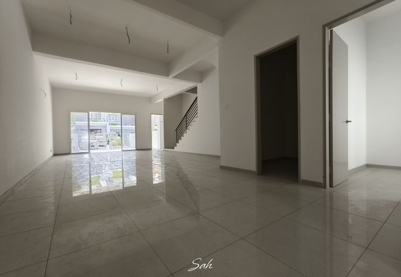 Semanja Park Terraces