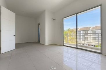 Fairfield Residences, Tropicana Heights