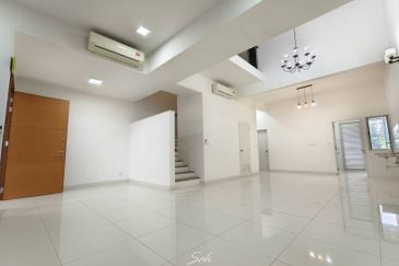 Parkfield Residences, Tropicana Heights