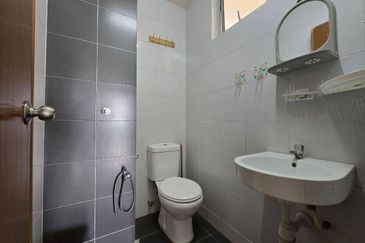 Ascotte Boulevard Condominium