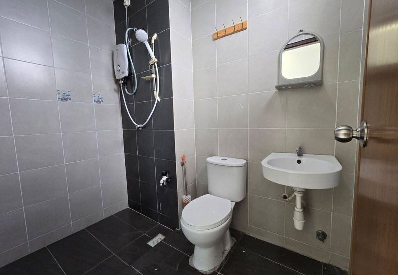 Ascotte Boulevard Condominium