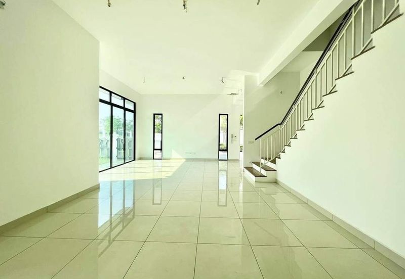 Tenderfields @ Eco Majestic