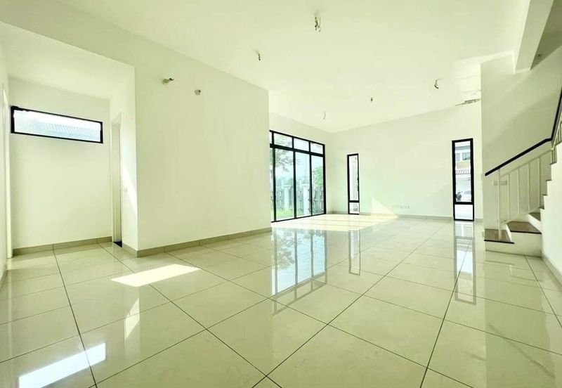 Tenderfields @ Eco Majestic