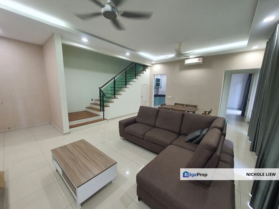 (FULL LOAN + RENOVATED) 2 STOREY SEMI-D @ ECO MAJESTIC, Selangor, Semenyih