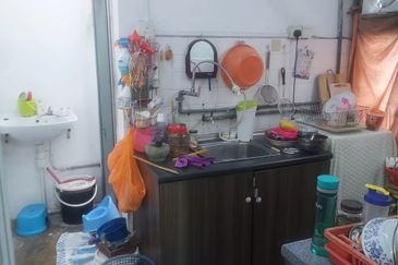 Flat Taman Daya For Rent In Kepong