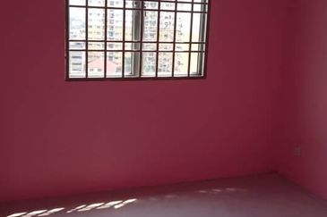 Angsana Apartment @ Taman Raintree