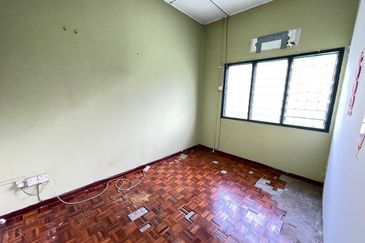 Double Storey House For Sale In Selayang