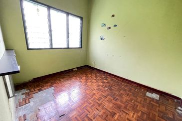 Double Storey House For Sale In Selayang