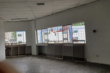 Taman Industri Bolton