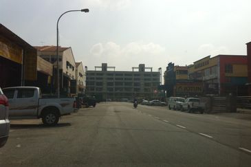 Taman Sri Batu Caves