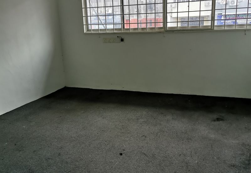 Taman Sri Batu Caves