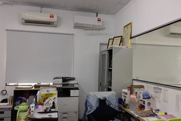 Semi-D Factory For Rent In Batu Caves