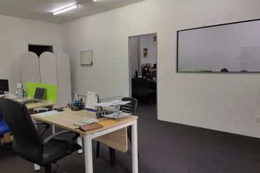 Semi-D Factory For Rent In Batu Caves