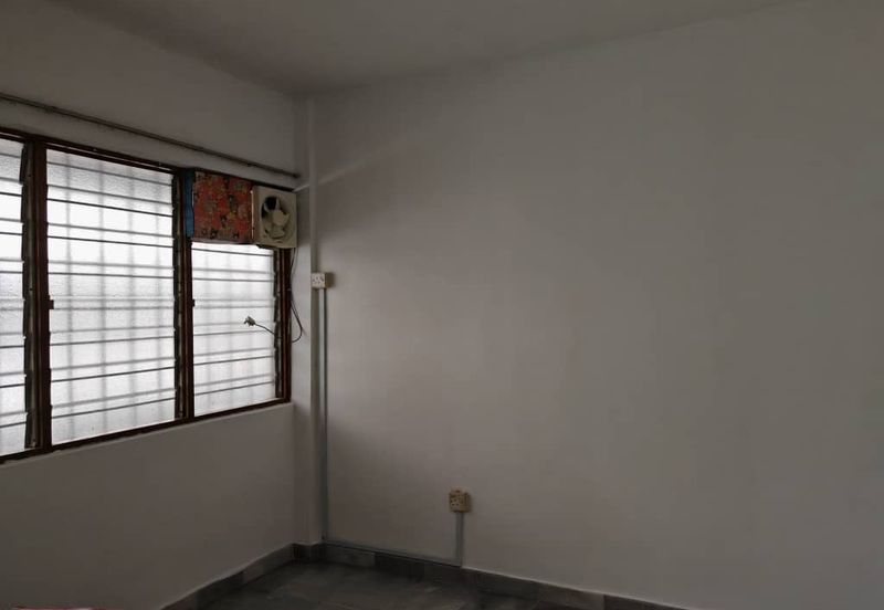 Apartment Taman Pinggiran Batu Caves