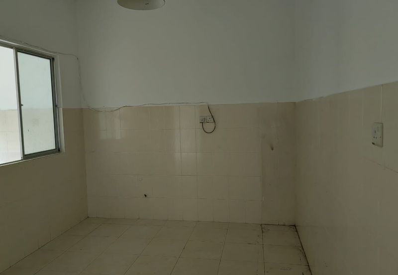 Double Storey For Sale In Taman Pinggiran Permata