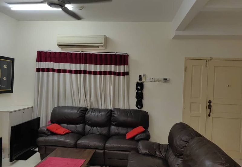 Double Storey House For Rent In Batu Caves