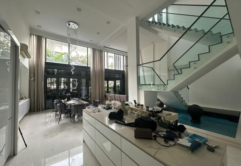 The Mansions @ Parkcity Heights