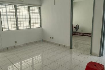 Apartment Taman Pinggiran Batu Caves