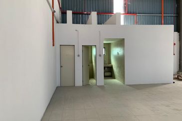 Semi-D Factory For Rent In Subang TUDM