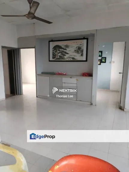 想找入门级投资房或自住单位？这间 Taman Perling Flat @ Jalam Camar 🏡 真的可以考虑！✨, Johor, Skudai